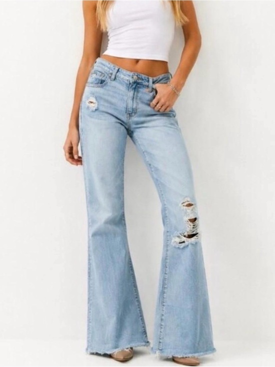 American Eagle Outfitters Denim - American Eagle Outfitters Super High Rise Flare Jeans